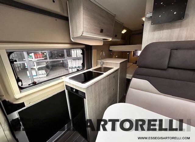 ROLLER TEAM LIVINGSTONE 5 UNIPR. VAN 599 10/2024 NEW DUCATO TRUMA DIESEL KM 3.733 pieno