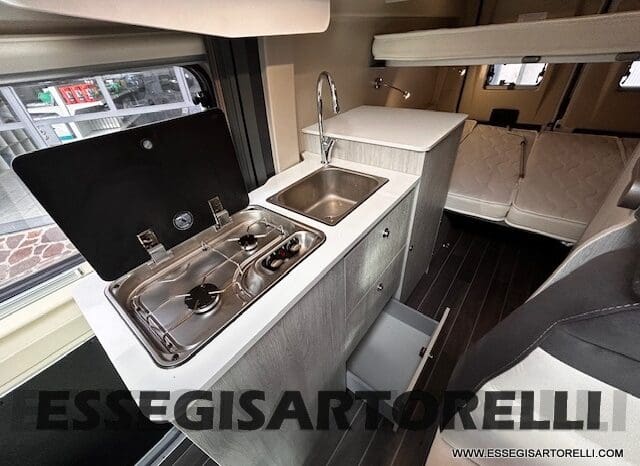 ROLLER TEAM LIVINGSTONE 5 UNIPR. VAN 599 10/2024 NEW DUCATO TRUMA DIESEL KM 3.733 pieno