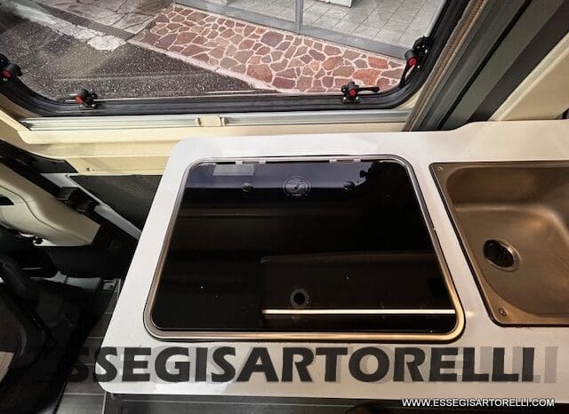 ROLLER TEAM LIVINGSTONE 5 UNIPR. VAN 599 10/2024 NEW DUCATO TRUMA DIESEL KM 3.733 pieno