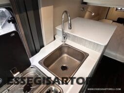 ROLLER TEAM LIVINGSTONE 5 UNIPR. VAN 599 10/2024 NEW DUCATO TRUMA DIESEL KM 3.733 pieno