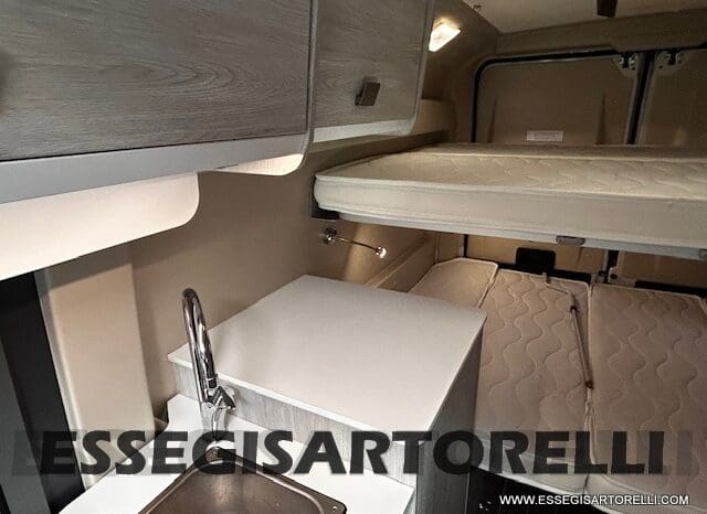 ROLLER TEAM LIVINGSTONE 5 UNIPR. VAN 599 10/2024 NEW DUCATO TRUMA DIESEL KM 3.733 pieno