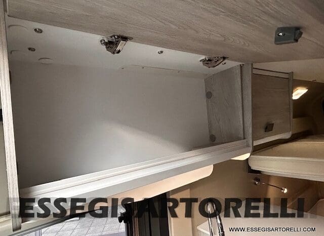 ROLLER TEAM LIVINGSTONE 5 UNIPR. VAN 599 10/2024 NEW DUCATO TRUMA DIESEL KM 3.733 pieno