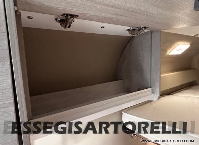 ROLLER TEAM LIVINGSTONE 5 UNIPR. VAN 599 10/2024 NEW DUCATO TRUMA DIESEL KM 3.733 pieno