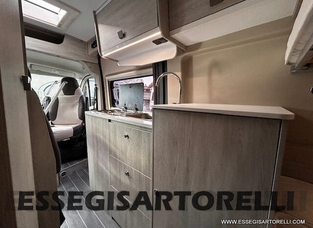 ROLLER TEAM LIVINGSTONE 5 UNIPR. VAN 599 10/2024 NEW DUCATO TRUMA DIESEL KM 3.733 pieno