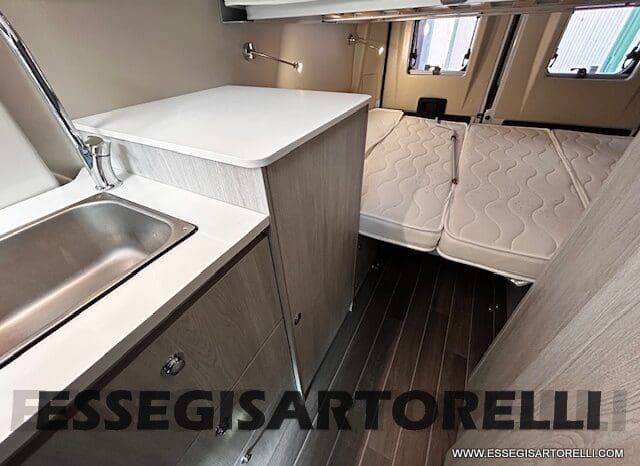 ROLLER TEAM LIVINGSTONE 5 UNIPR. VAN 599 10/2024 NEW DUCATO TRUMA DIESEL KM 3.733 pieno