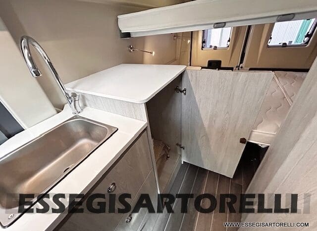 ROLLER TEAM LIVINGSTONE 5 UNIPR. VAN 599 10/2024 NEW DUCATO TRUMA DIESEL KM 3.733 pieno