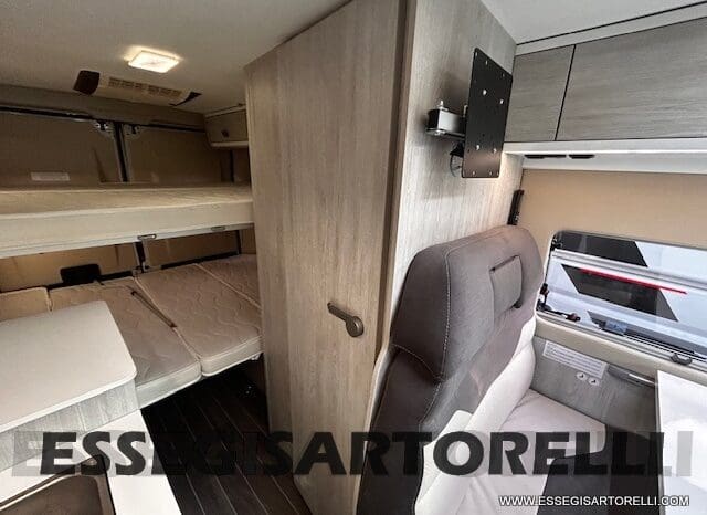 ROLLER TEAM LIVINGSTONE 5 UNIPR. VAN 599 10/2024 NEW DUCATO TRUMA DIESEL KM 3.733 pieno