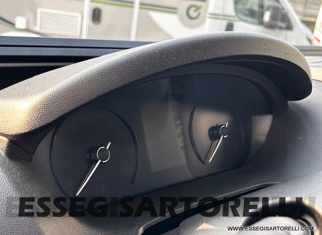 ROLLER TEAM LIVINGSTONE 5 UNIPR. VAN 599 10/2024 NEW DUCATO TRUMA DIESEL KM 3.733 pieno