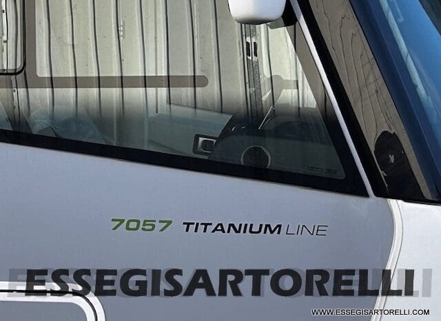 MOTORHOME CHAUSSON EXALTIS 7057 AUTOMATICO 2026 LETTI GEMELLI GARAGE 4 POSTI OMOLOGATI pieno