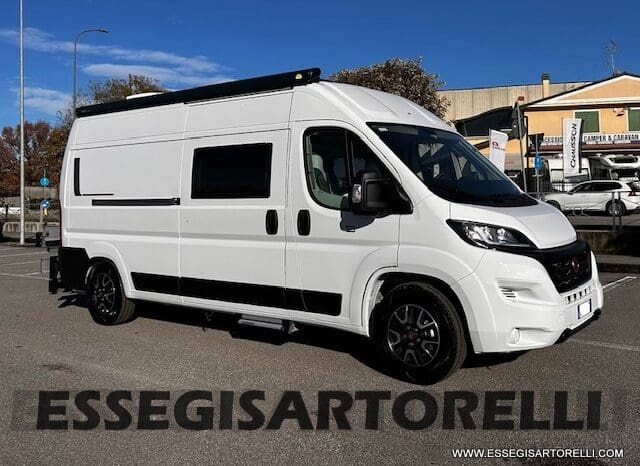 ROLLER TEAM LIVINGSTONE 5 UNIPR. VAN 599 10/2024 NEW DUCATO TRUMA DIESEL KM 3.733 pieno