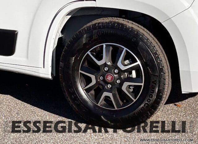 ROLLER TEAM LIVINGSTONE 5 UNIPR. VAN 599 10/2024 NEW DUCATO TRUMA DIESEL KM 3.733 pieno