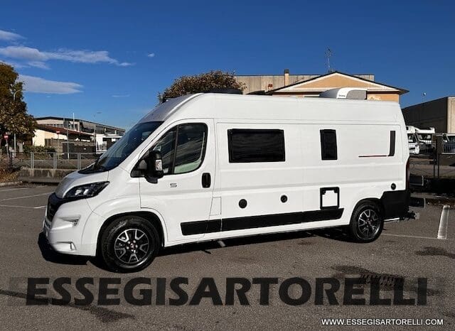 ROLLER TEAM LIVINGSTONE 5 UNIPR. VAN 599 10/2024 NEW DUCATO TRUMA DIESEL KM 3.733 pieno