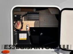 MOTORHOME CHAUSSON EXALTIS 7057 AUTOMATICO 2026 LETTI GEMELLI GARAGE 4 POSTI OMOLOGATI pieno
