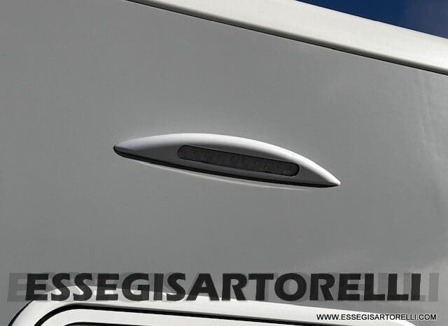 MOTORHOME CHAUSSON EXALTIS 7057 AUTOMATICO 2026 LETTI GEMELLI GARAGE 4 POSTI OMOLOGATI pieno