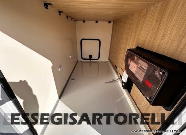 MOTORHOME CHAUSSON EXALTIS 7057 AUTOMATICO 2026 LETTI GEMELLI GARAGE 4 POSTI OMOLOGATI pieno