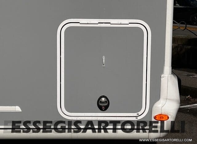 MOTORHOME CHAUSSON EXALTIS 7057 AUTOMATICO 2026 LETTI GEMELLI GARAGE 4 POSTI OMOLOGATI pieno