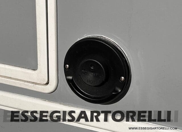 MOTORHOME CHAUSSON EXALTIS 7057 AUTOMATICO 2026 LETTI GEMELLI GARAGE 4 POSTI OMOLOGATI pieno