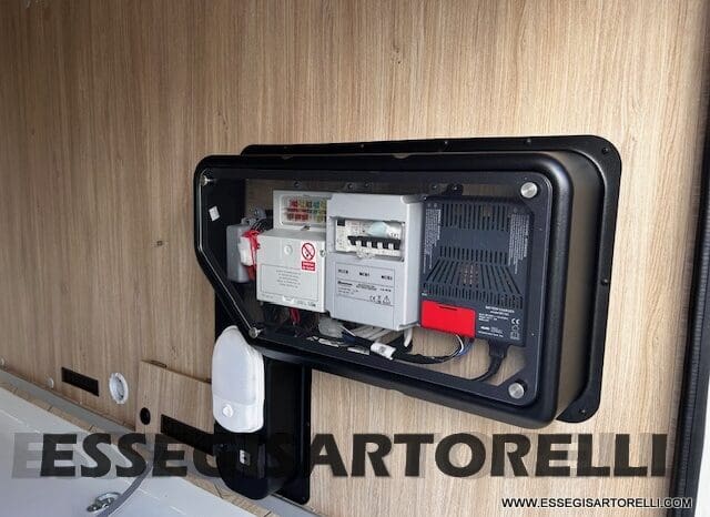 MOTORHOME CHAUSSON EXALTIS 7057 AUTOMATICO 2026 LETTI GEMELLI GARAGE 4 POSTI OMOLOGATI pieno