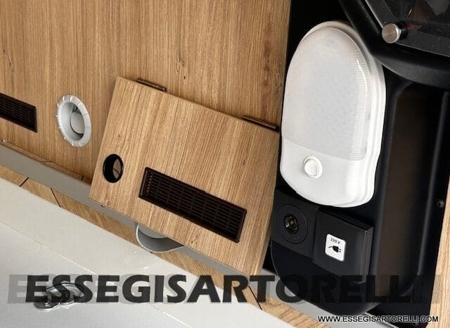 MOTORHOME CHAUSSON EXALTIS 7057 AUTOMATICO 2026 LETTI GEMELLI GARAGE 4 POSTI OMOLOGATI pieno