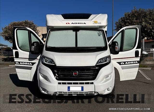 ADRIA MATRIX PLUS M 670 SP 180 CV POWER BASCULANTE MAXI GARAGE UNIPROPR. 2017 pieno