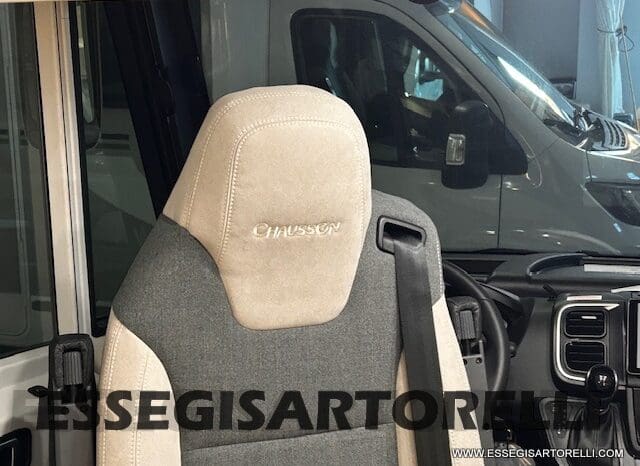 MOTORHOME CHAUSSON EXALTIS 7057 AUTOMATICO 2026 LETTI GEMELLI GARAGE 4 POSTI OMOLOGATI pieno