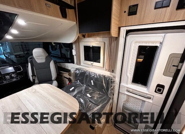 MOTORHOME CHAUSSON EXALTIS 7057 AUTOMATICO 2026 LETTI GEMELLI GARAGE 4 POSTI OMOLOGATI pieno