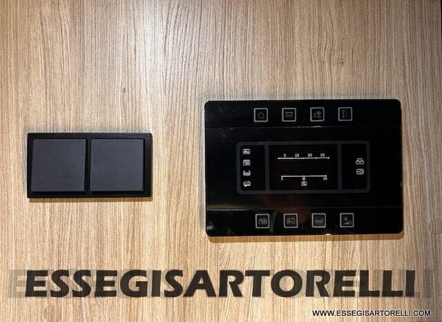 MOTORHOME CHAUSSON EXALTIS 7057 AUTOMATICO 2026 LETTI GEMELLI GARAGE 4 POSTI OMOLOGATI pieno