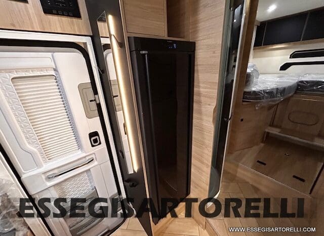 MOTORHOME CHAUSSON EXALTIS 7057 AUTOMATICO 2026 LETTI GEMELLI GARAGE 4 POSTI OMOLOGATI pieno