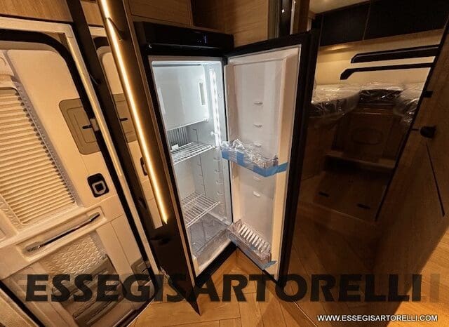 MOTORHOME CHAUSSON EXALTIS 7057 AUTOMATICO 2026 LETTI GEMELLI GARAGE 4 POSTI OMOLOGATI pieno