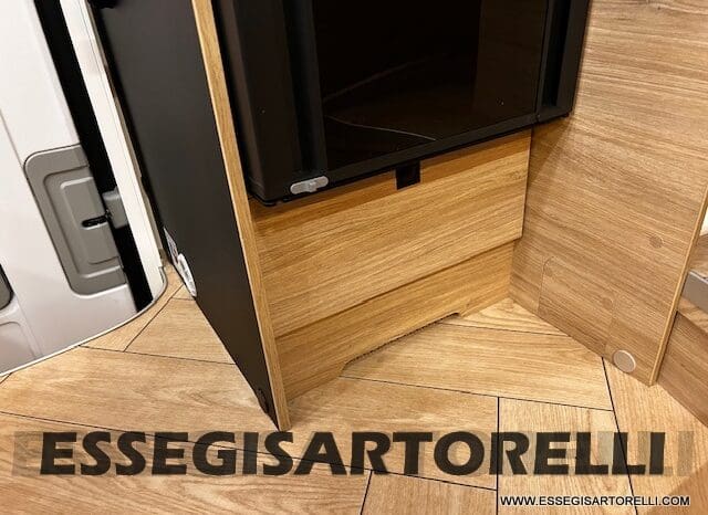 MOTORHOME CHAUSSON EXALTIS 7057 AUTOMATICO 2026 LETTI GEMELLI GARAGE 4 POSTI OMOLOGATI pieno