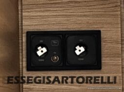 MOTORHOME CHAUSSON EXALTIS 7057 AUTOMATICO 2026 LETTI GEMELLI GARAGE 4 POSTI OMOLOGATI pieno