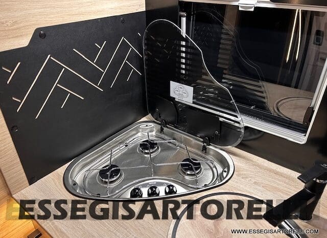 MOTORHOME CHAUSSON EXALTIS 7057 AUTOMATICO 2026 LETTI GEMELLI GARAGE 4 POSTI OMOLOGATI pieno