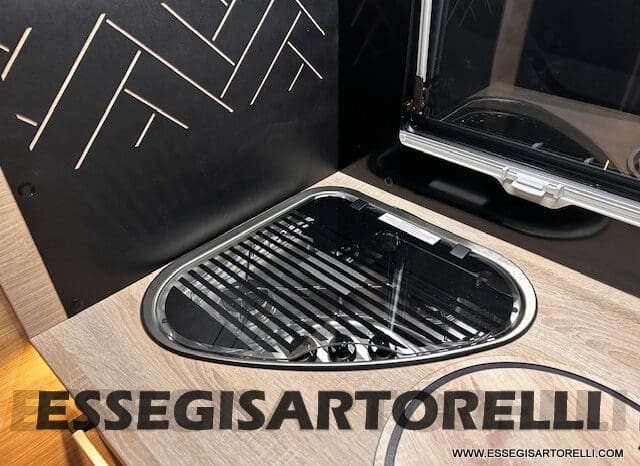 MOTORHOME CHAUSSON EXALTIS 7057 AUTOMATICO 2026 LETTI GEMELLI GARAGE 4 POSTI OMOLOGATI pieno