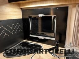 MOTORHOME CHAUSSON EXALTIS 7057 AUTOMATICO 2026 LETTI GEMELLI GARAGE 4 POSTI OMOLOGATI pieno