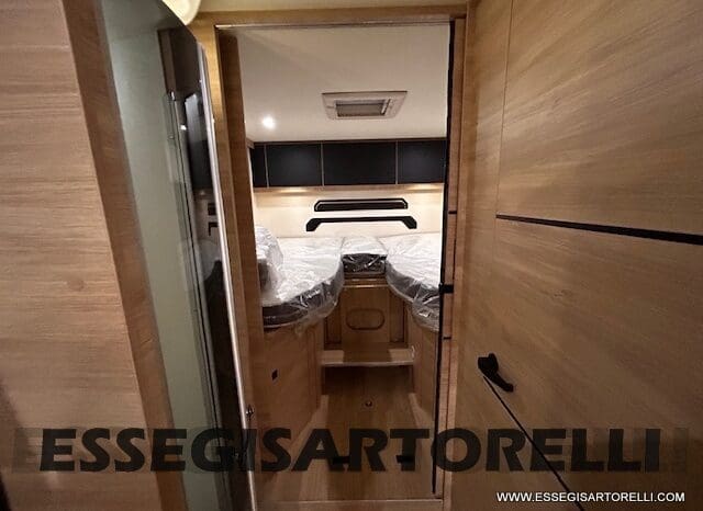 MOTORHOME CHAUSSON EXALTIS 7057 AUTOMATICO 2026 LETTI GEMELLI GARAGE 4 POSTI OMOLOGATI pieno