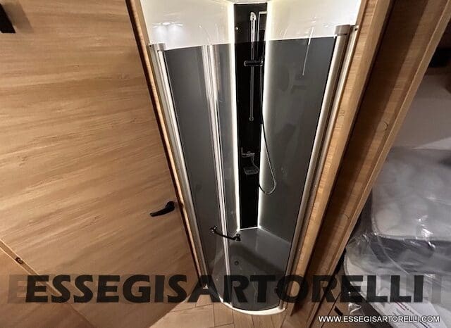 MOTORHOME CHAUSSON EXALTIS 7057 AUTOMATICO 2026 LETTI GEMELLI GARAGE 4 POSTI OMOLOGATI pieno