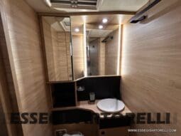 MOTORHOME CHAUSSON EXALTIS 7057 AUTOMATICO 2026 LETTI GEMELLI GARAGE 4 POSTI OMOLOGATI pieno