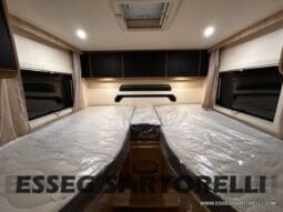 MOTORHOME CHAUSSON EXALTIS 7057 AUTOMATICO 2026 LETTI GEMELLI GARAGE 4 POSTI OMOLOGATI pieno