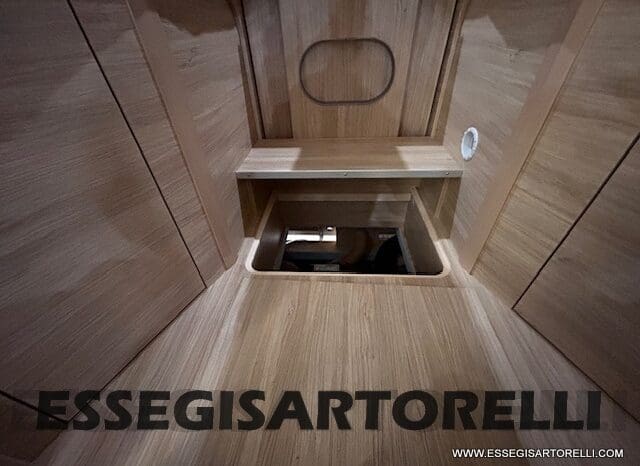 MOTORHOME CHAUSSON EXALTIS 7057 AUTOMATICO 2026 LETTI GEMELLI GARAGE 4 POSTI OMOLOGATI pieno