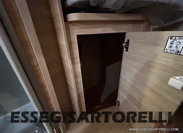 MOTORHOME CHAUSSON EXALTIS 7057 AUTOMATICO 2026 LETTI GEMELLI GARAGE 4 POSTI OMOLOGATI pieno