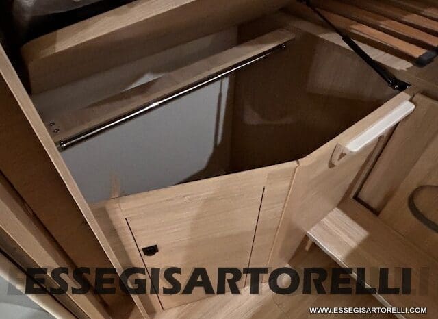 MOTORHOME CHAUSSON EXALTIS 7057 AUTOMATICO 2026 LETTI GEMELLI GARAGE 4 POSTI OMOLOGATI pieno