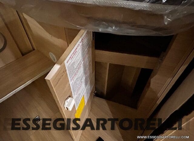 MOTORHOME CHAUSSON EXALTIS 7057 AUTOMATICO 2026 LETTI GEMELLI GARAGE 4 POSTI OMOLOGATI pieno