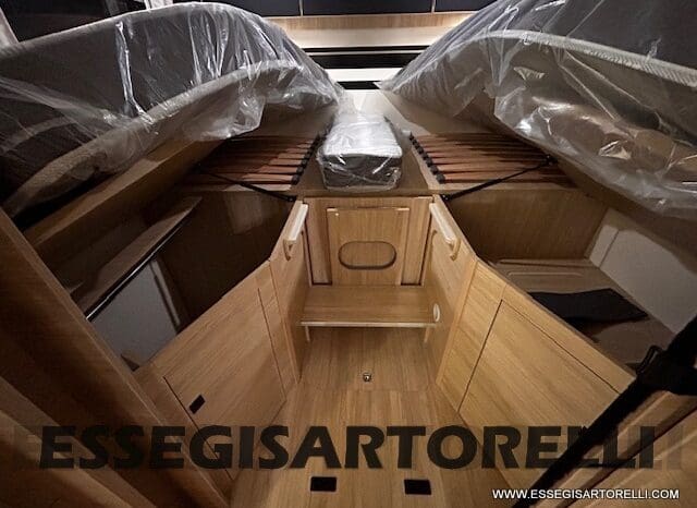 MOTORHOME CHAUSSON EXALTIS 7057 AUTOMATICO 2026 LETTI GEMELLI GARAGE 4 POSTI OMOLOGATI pieno
