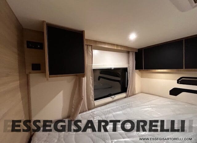 MOTORHOME CHAUSSON EXALTIS 7057 AUTOMATICO 2026 LETTI GEMELLI GARAGE 4 POSTI OMOLOGATI pieno