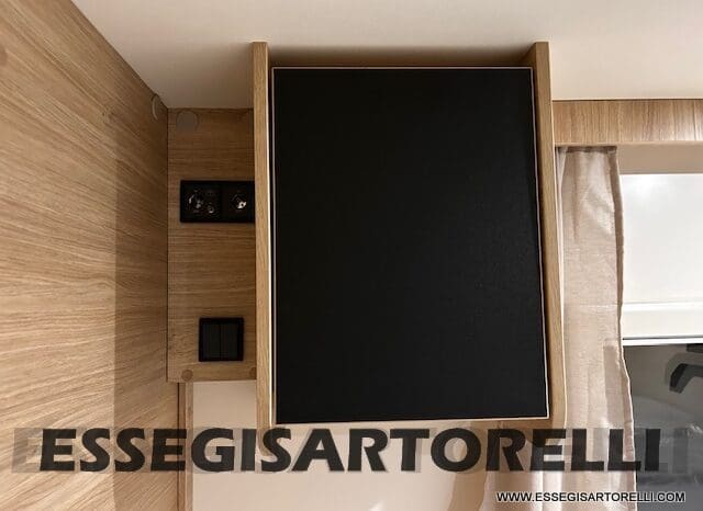 MOTORHOME CHAUSSON EXALTIS 7057 AUTOMATICO 2026 LETTI GEMELLI GARAGE 4 POSTI OMOLOGATI pieno