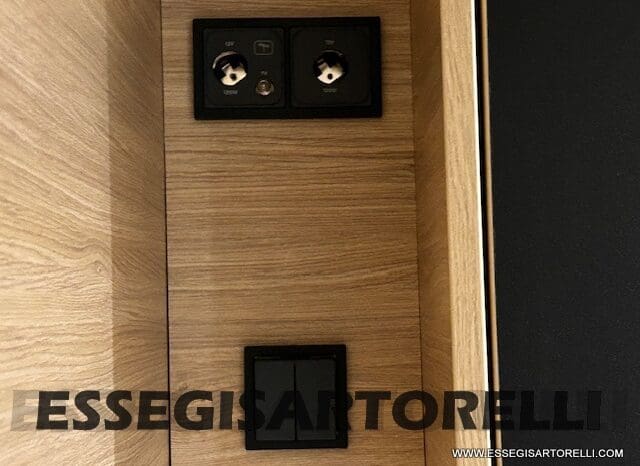 MOTORHOME CHAUSSON EXALTIS 7057 AUTOMATICO 2026 LETTI GEMELLI GARAGE 4 POSTI OMOLOGATI pieno