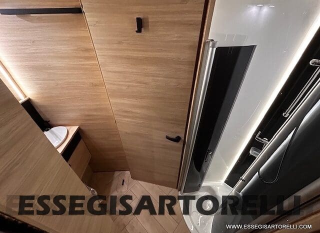 MOTORHOME CHAUSSON EXALTIS 7057 AUTOMATICO 2026 LETTI GEMELLI GARAGE 4 POSTI OMOLOGATI pieno