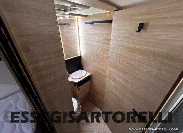 MOTORHOME CHAUSSON EXALTIS 7057 AUTOMATICO 2026 LETTI GEMELLI GARAGE 4 POSTI OMOLOGATI pieno