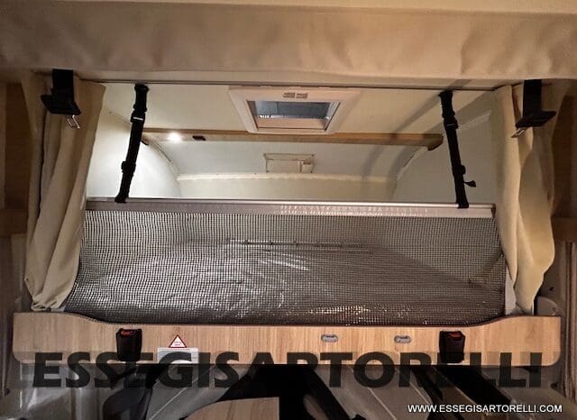 MOTORHOME CHAUSSON EXALTIS 7057 AUTOMATICO 2026 LETTI GEMELLI GARAGE 4 POSTI OMOLOGATI pieno