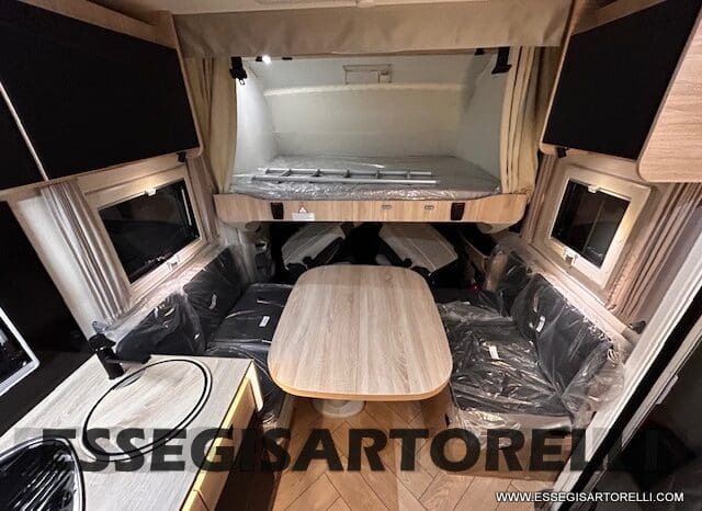 MOTORHOME CHAUSSON EXALTIS 7057 AUTOMATICO 2026 LETTI GEMELLI GARAGE 4 POSTI OMOLOGATI pieno